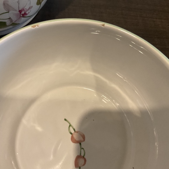 Vintage handmade bowls from portugal - Picture 7 of 8